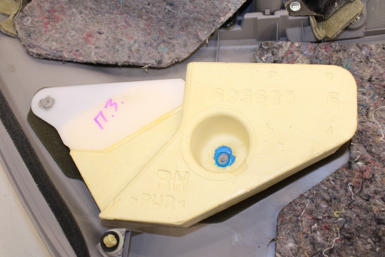 10-11 Toyota Camry LE Rear Right Passenger Door Trim Panel 67630-06852-B0 *ReaD* - Alshned Auto Parts