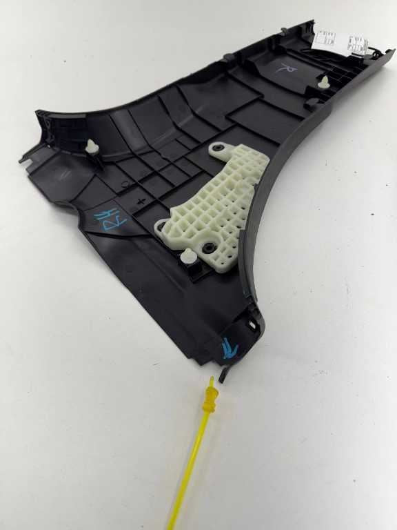 2020-25 Toyota Corolla LE Right Lower Center B-Pillar Molding 62414-02450 *ReaD*8