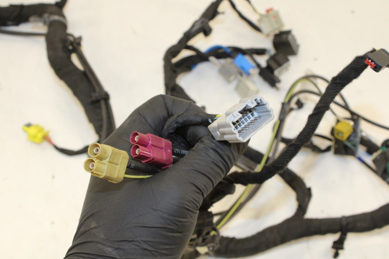 2018-19 GMC Acadia SLT-1 Dash Instrument Panel Wire Harness w/ Fuse Box 84458056 - Alshned Auto Parts