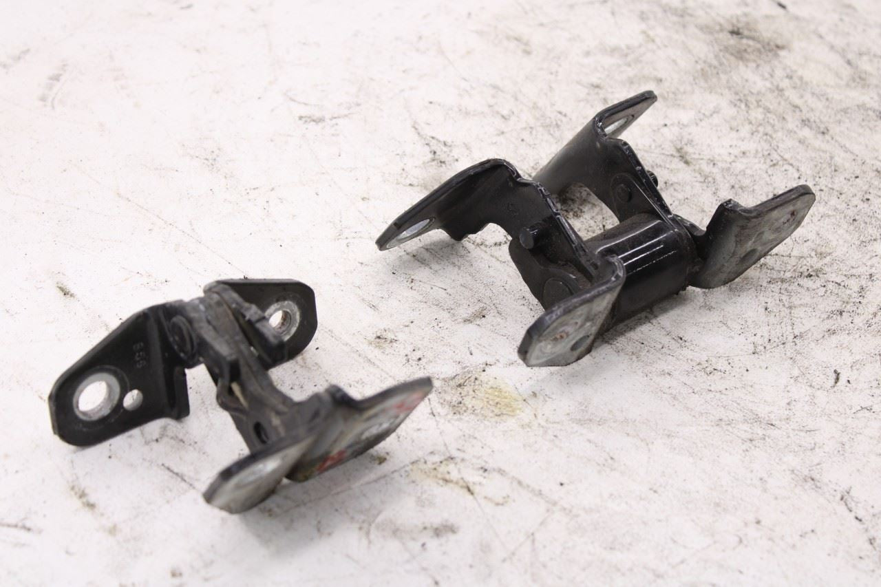 2011-2025 Dodge Durango SXT Front Right Side Door Hinge Upper and Lower Pair5