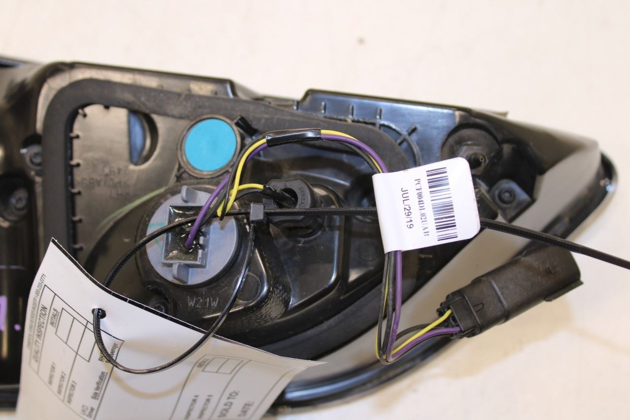 2020-22 Ford Escape SEL Rear Right Passenger Side Tail Light Lamp LJ6B-13A602-AF - Alshned Auto Parts