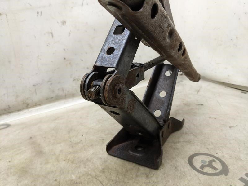 2011-2020 Jeep Grand Cherokee Lift Jack 04766498AA OEM - Alshned Auto Parts