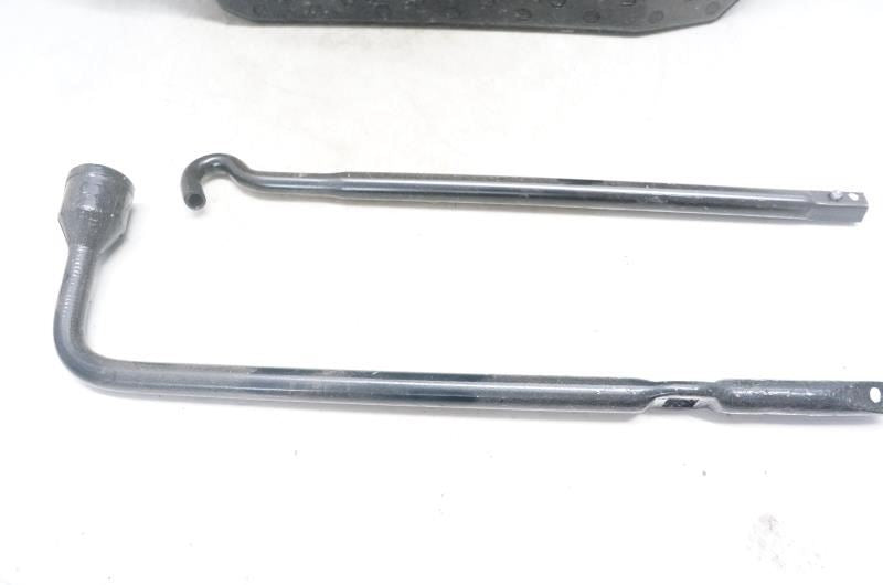 2011-16 Jeep Grand Cherokee Lift Jack and Tool Kit w/ Foam Holder 68068665AC OEM - Alshned Auto Parts