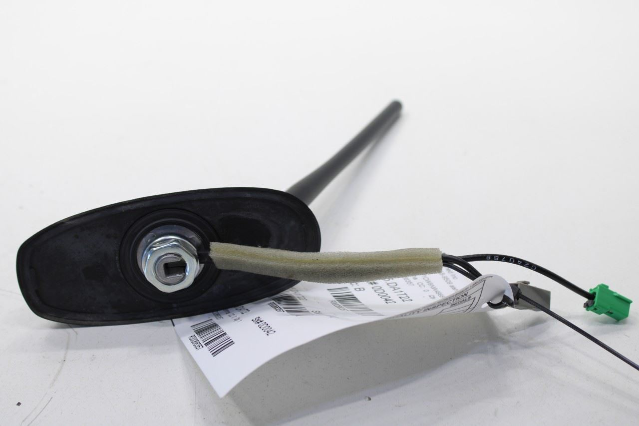 2020-2022 Nissan Rogue Sport SL AWD Roof Mounted Radio Antenna 28208-6MR0B OEM - Alshned Auto Parts