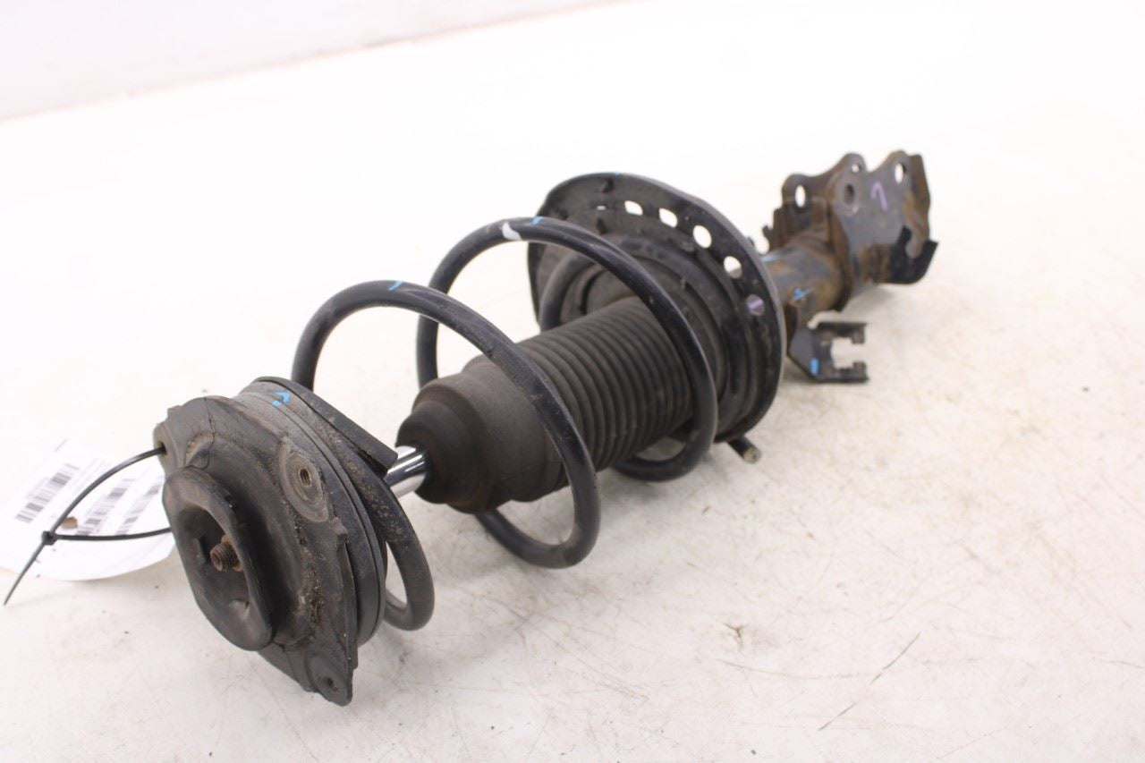 2015-2019 Nissan Sentra SV 1.8L FWD Front Left Driver Side Shock Strut Absorber3