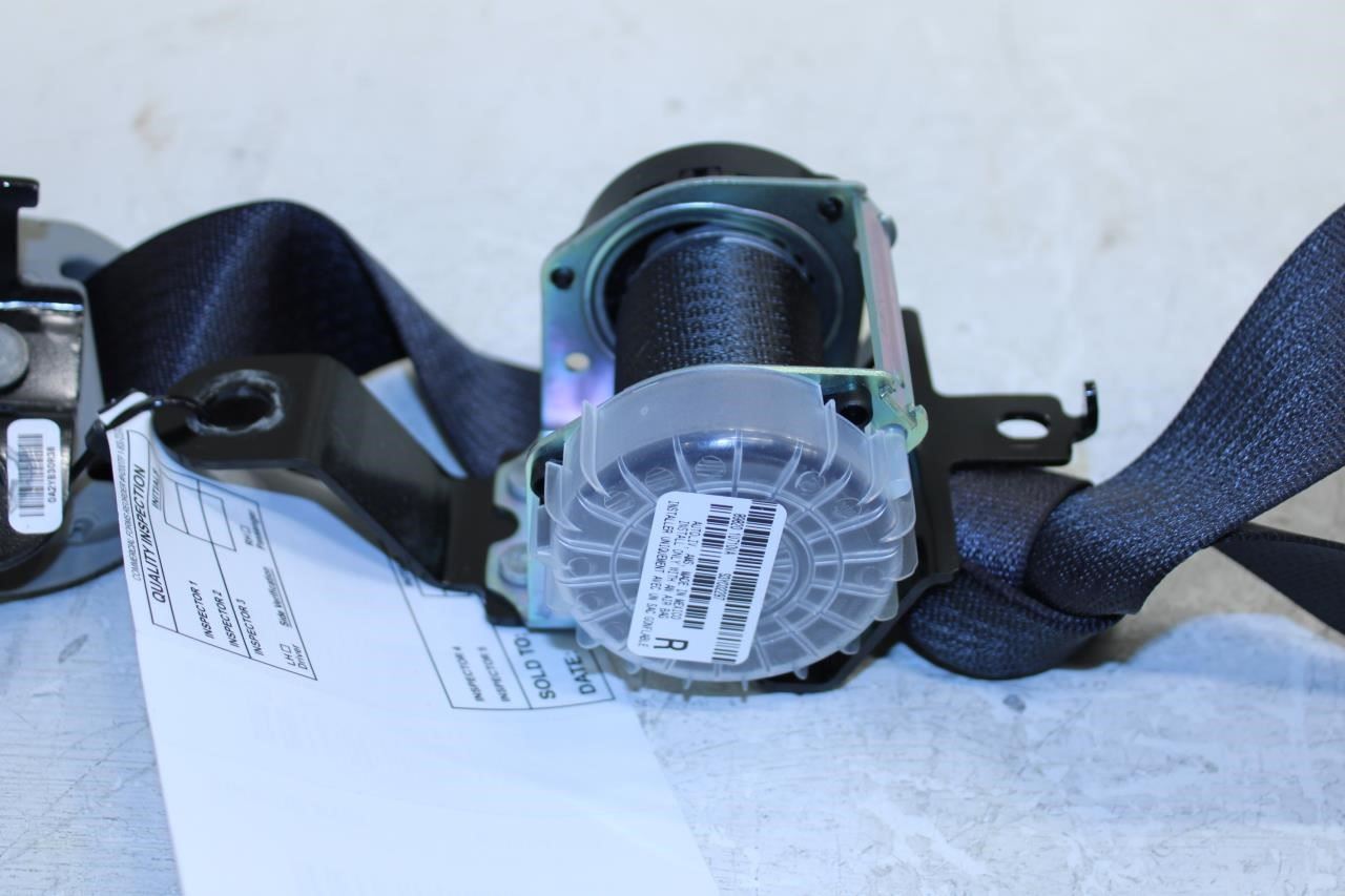13-15 Kia Sorento EX Rear RH Side 2nd Row Seat Belt Retractor 89820-1U710VA OEM - Alshned Auto Parts
