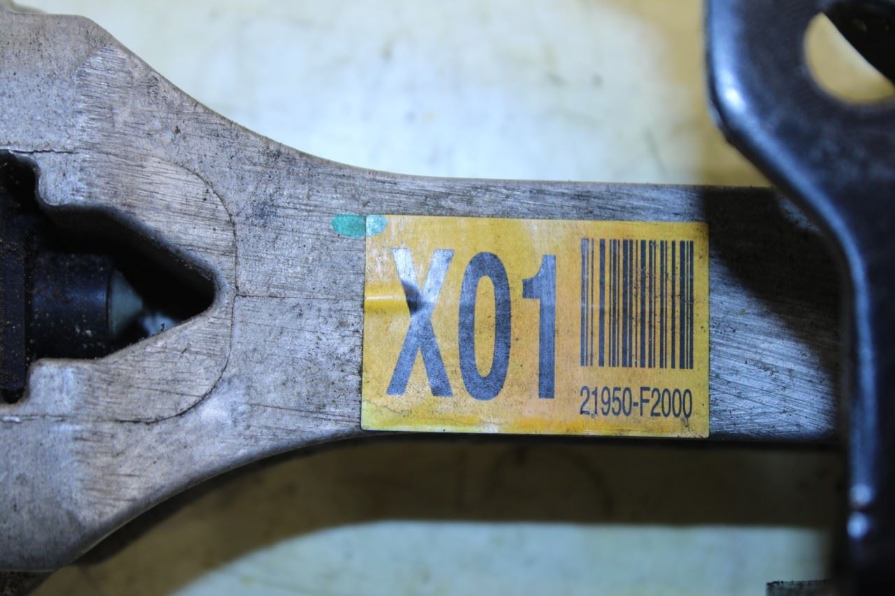 2021-2025 Hyundai Elantra SEL 2.0L FWD Engine Roll Rod Torque Arm Strut Bracket - Alshned Auto Parts