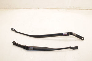 2014-21 Maserati Ghibli S Q4 Front Right and Left Windshield Wiper Arm 670001642