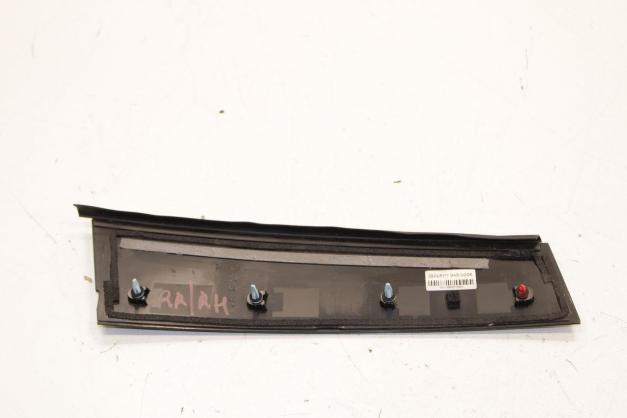 20-25 Mazda CX-30 2.5 S Rear Right Side Door B Pillar Exterior Molding DGH950M31 - Alshned Auto Parts