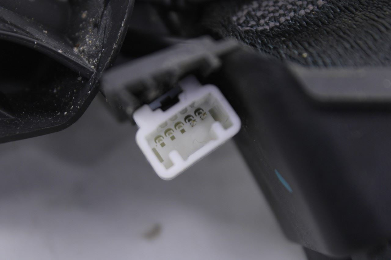 22-24 Toyota Corolla LE Rear RH Left and Center 2nd Row Seat Belt Buckle *ReaD*3