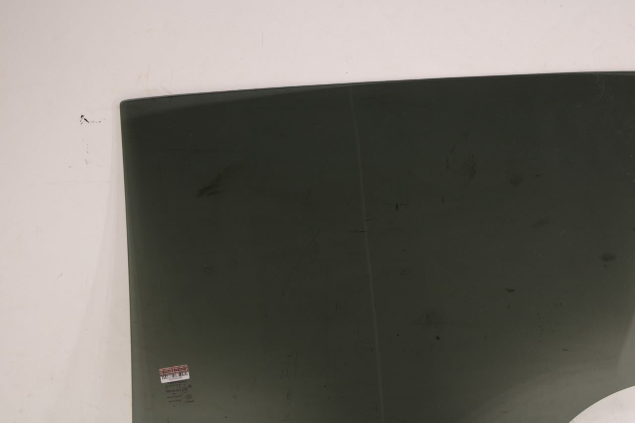 2014-2023 Jeep Cherokee Latitude Rear Right Door Window Glass 68104622AD OEM - Alshned Auto Parts