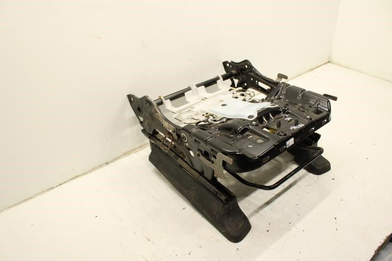 17-20 Chrysler Pacifica Front Right Seat Lower Track Frame w/ Module 68224135AC - Alshned Auto Parts