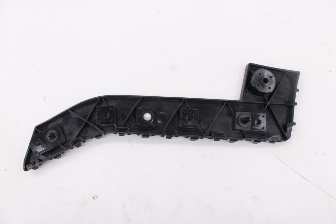 20-26 Ford Explorer Interceptor Rear Bumper Center Isolator and RH Left Bracket8