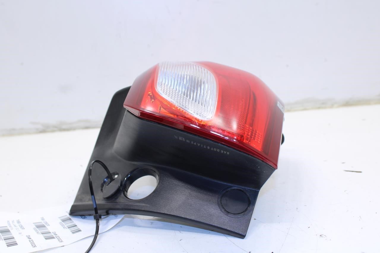 2018-2021 Chevrolet Equinox LT Rear Right Side Tail Light Lamp 84769836 OEM - Alshned Auto Parts