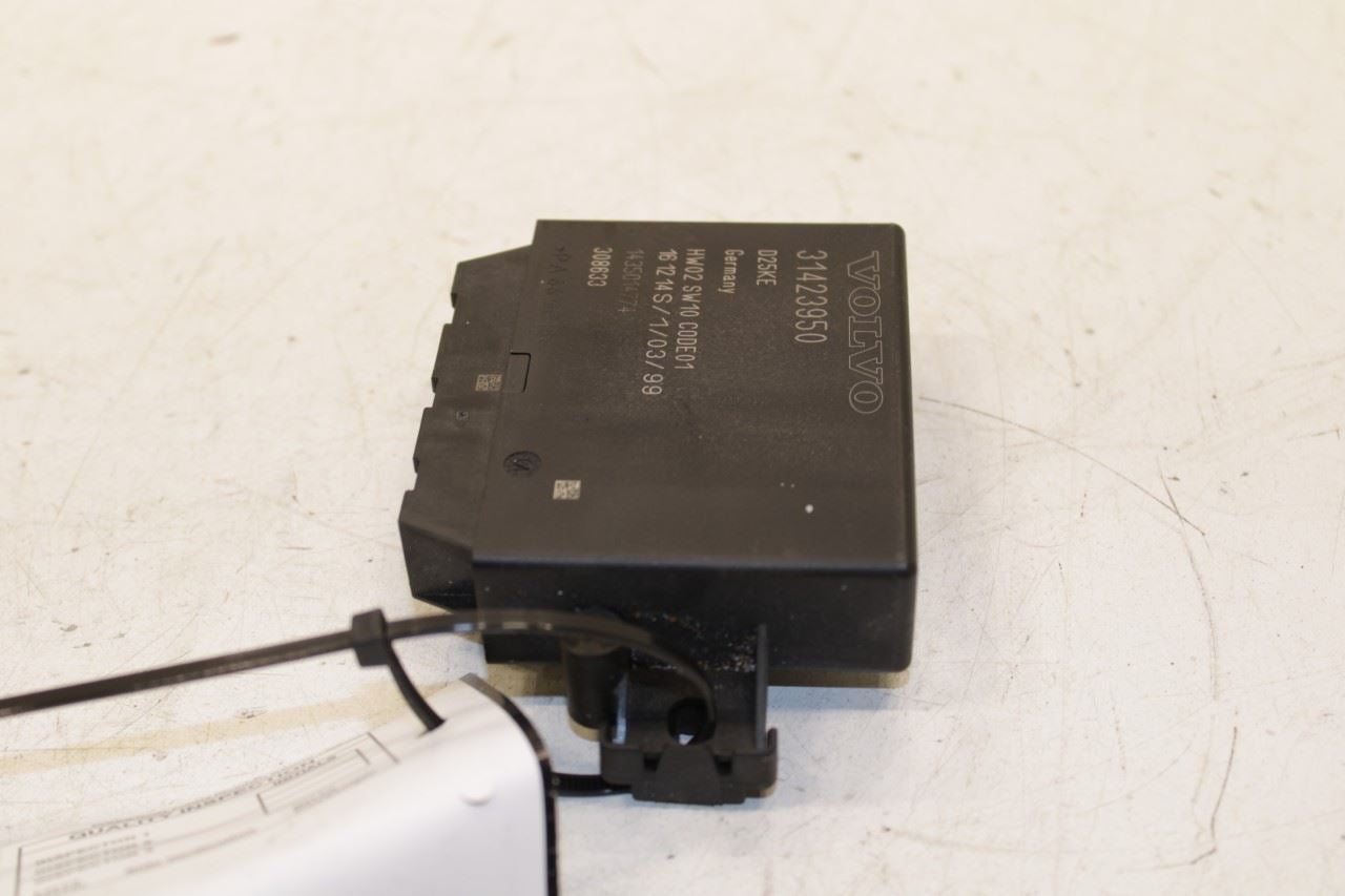 2015-2018 Volvo S60 T5 Premier Parking Assist Control Module 31423950 OEM - Alshned Auto Parts