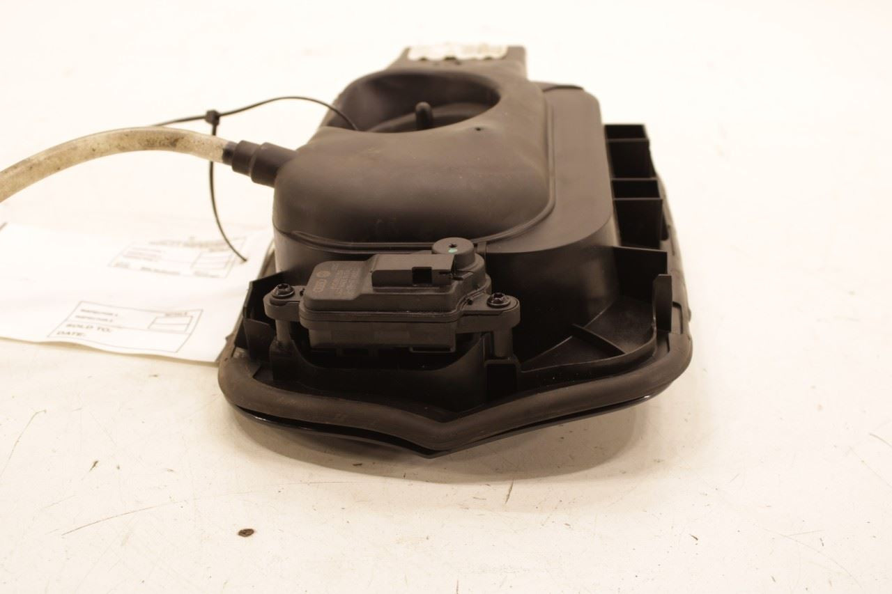 2018-2024 Volkswagen Atlas S 3.6L Fuel Tank Filler Housing Door Lid Cover - Alshned Auto Parts