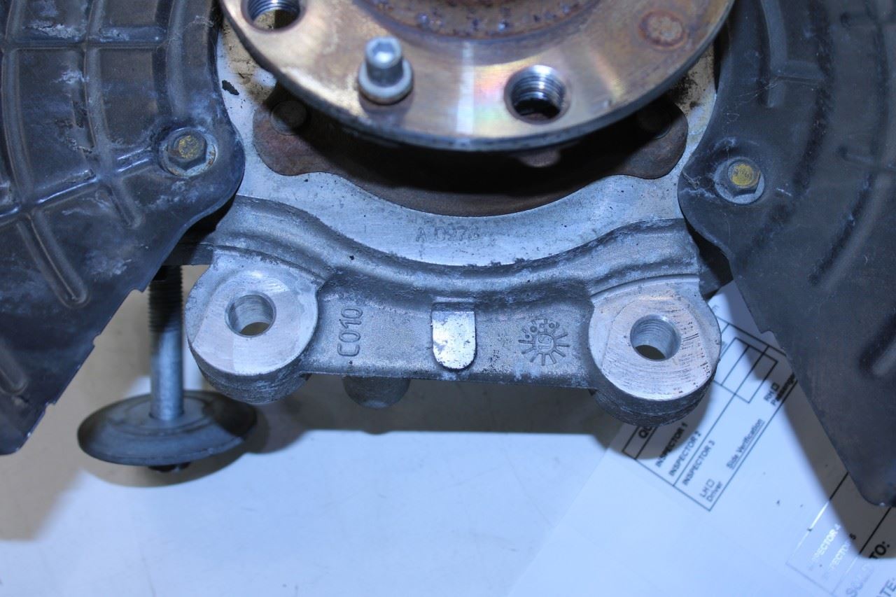 2017-21 Maserati Ghibli Rear Right Passenger Side Spindle Knuckle Hub 670036903 - Alshned Auto Parts