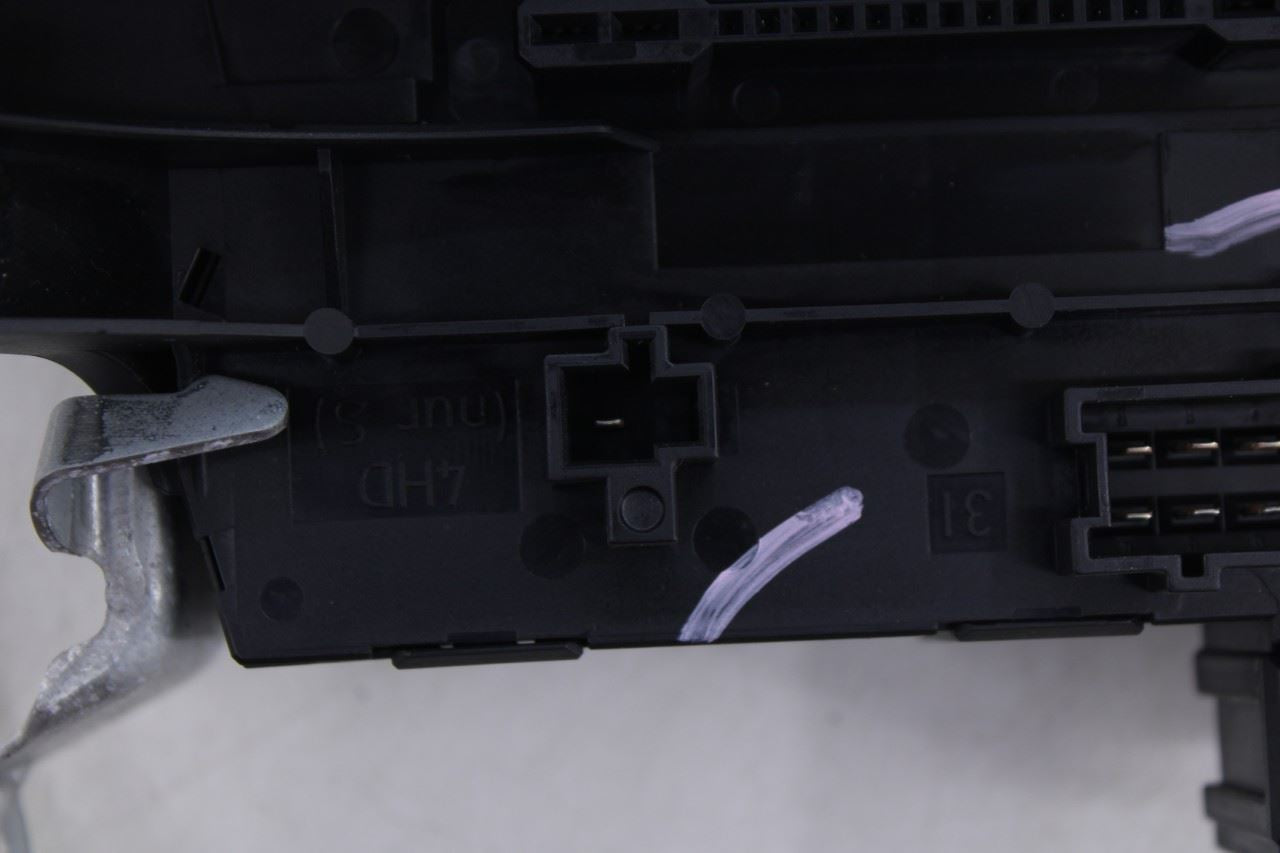 2010-16 Mercedes-Benz E350 Luxury 3.5L Rear Trunk SAM Fuse Relay Junction Block11