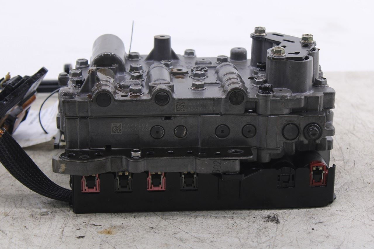 2016-2020 Kia Optima EX 2.4L FWD 6-Spd Auto Transmission Valve Body with Oil Pan12