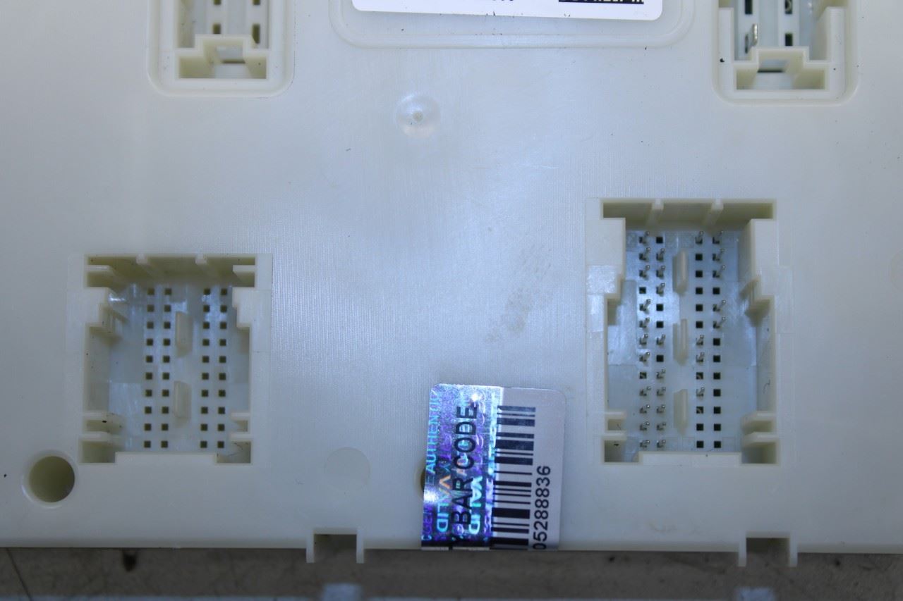 2010-2015 Mercedes-Benz ML350 Rear Fuse Relay Signal Acquisition Control Module - Alshned Auto Parts