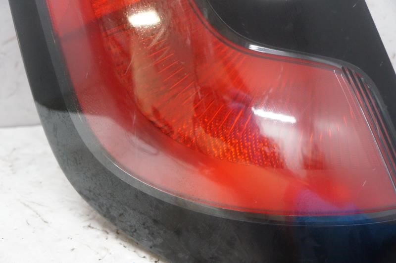 2014-2019 Kia Soul Rear Left Driver Side Tail Light Lamp 92401-B2010 OEM - Alshned Auto Parts