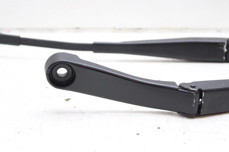 2018-2022 Ford EcoSport Front Left & Right Wiper Arm GN15-17C495-BA OEM - Alshned Auto Parts