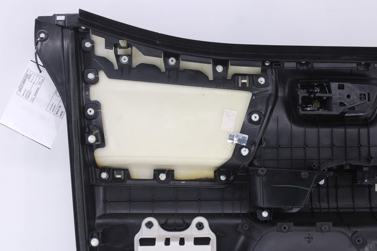 2016-2023 Toyota Tacoma SR5 Double Cab Rear Right Side Door Trim Panel *ReaD*14