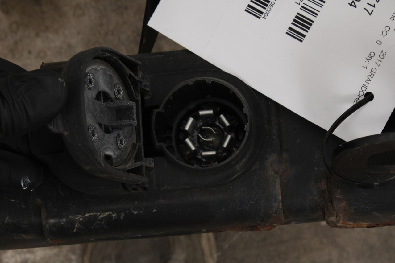 2011-2021 Jeep Grand Cherokee Overland Rear Trailer Tow Hinch 52124606AF OEM - Alshned Auto Parts