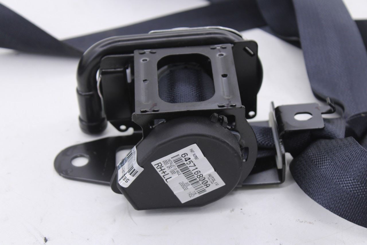 2019-25 Mitsubishi Outlander Sport SE 2.0L Front Right Side Seat Belt Retractor4