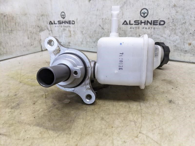 2016-2018 Kia Optima Brake Master Cylinder w/ Reservoir 58510-D4060 OEM - Alshned Auto Parts