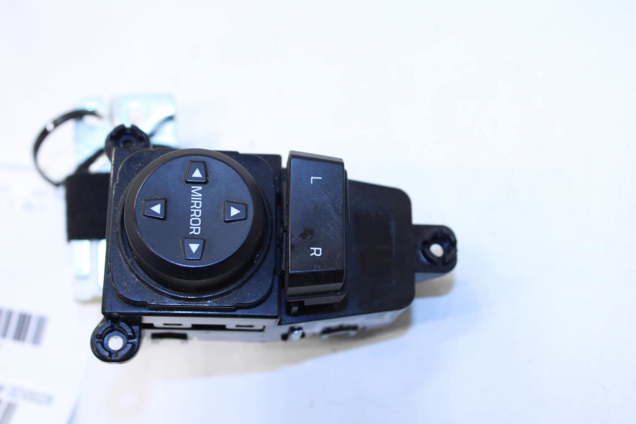 15-21 Hyundai Tucson Value Front LH Side Door Mirror Control Switch 93573-D3020 - Alshned Auto Parts