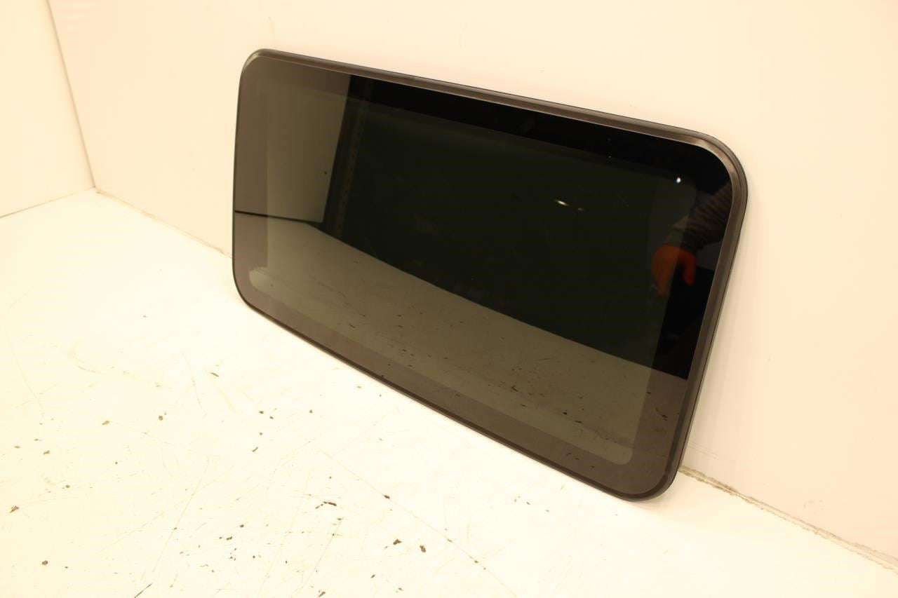 2014-2020 Maserati Ghibli Sun Roof Window Glass Panel 673009009 OEM - Alshned Auto Parts