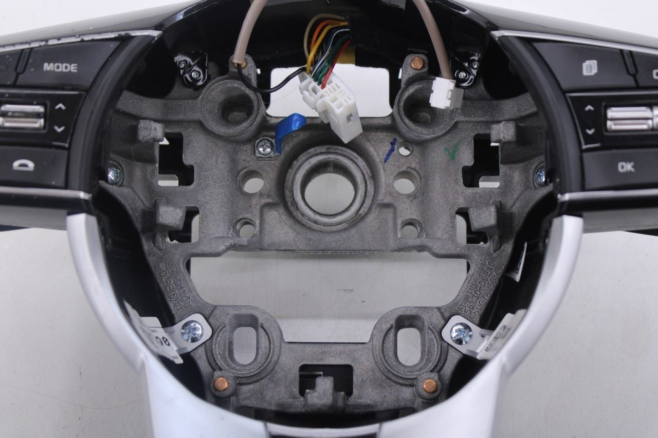 20-22 Kia Sportage Nightfall 2.4L FWD Steering Wheel Leather w/ Control Buttons5