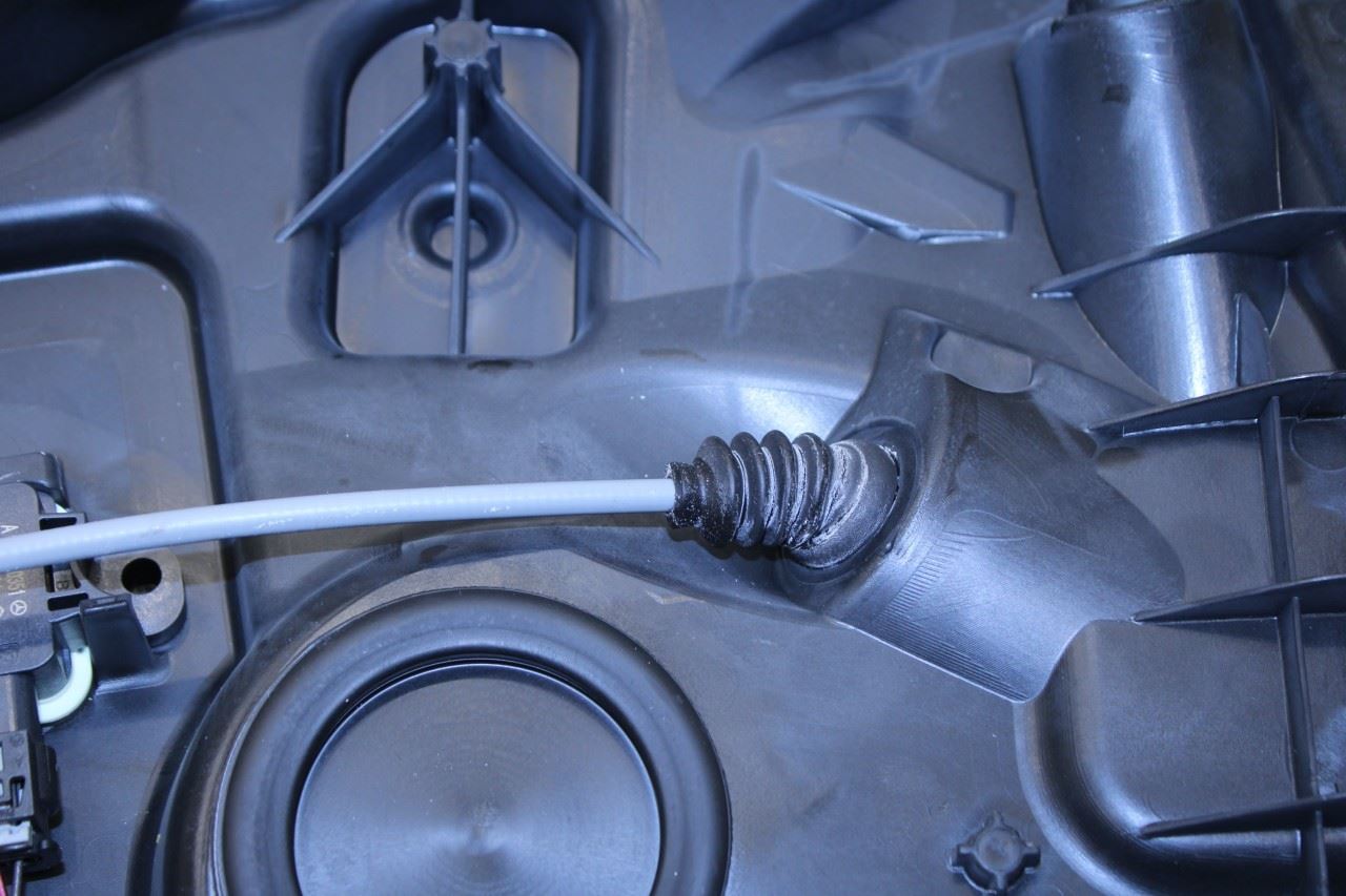 12-15 Mercedes-Benz ML350 FR RH Door Window Regulator w/ Carrier Plate and Motor - Alshned Auto Parts