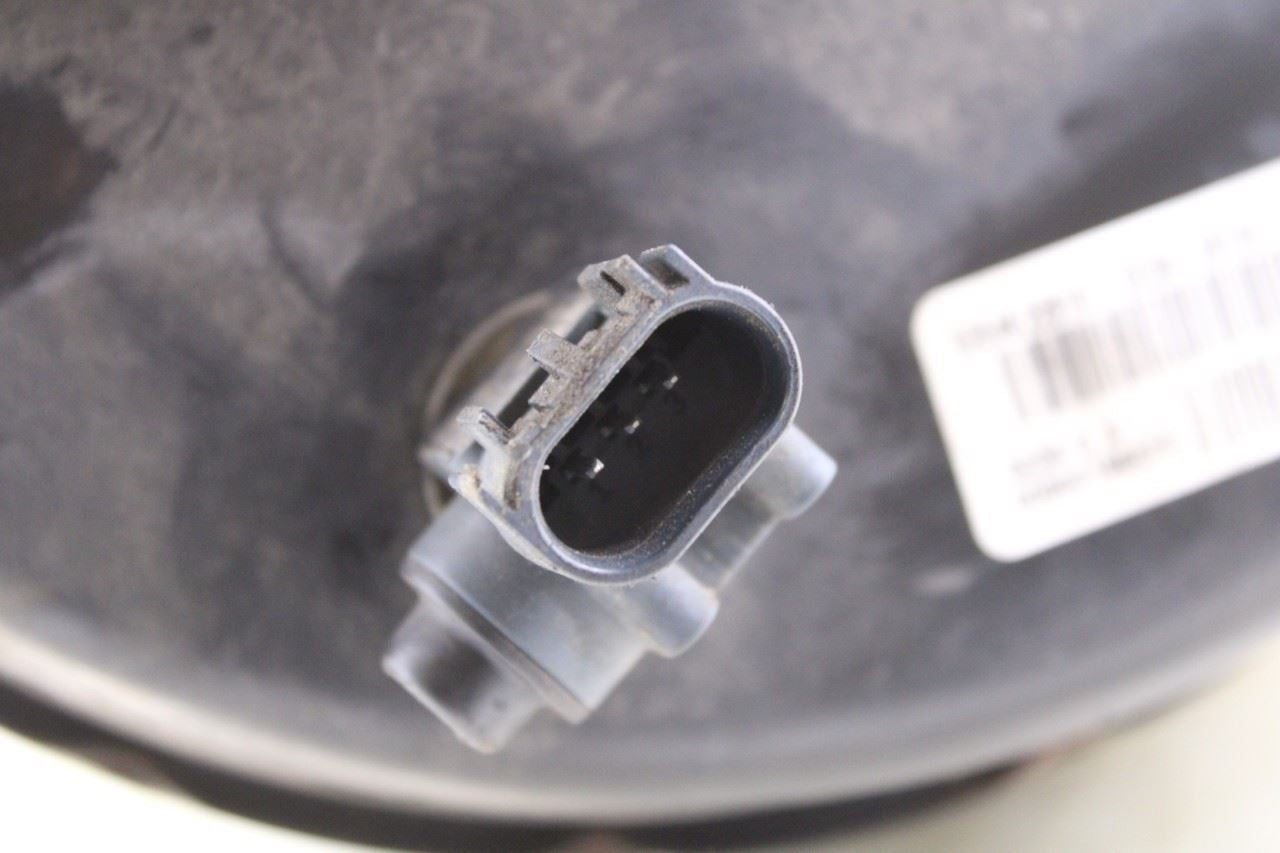 13-16 Ford F-250 Lariat 6.2L Power Brake Booster w/ Master Cylinder w/ Reservoir - Alshned Auto Parts