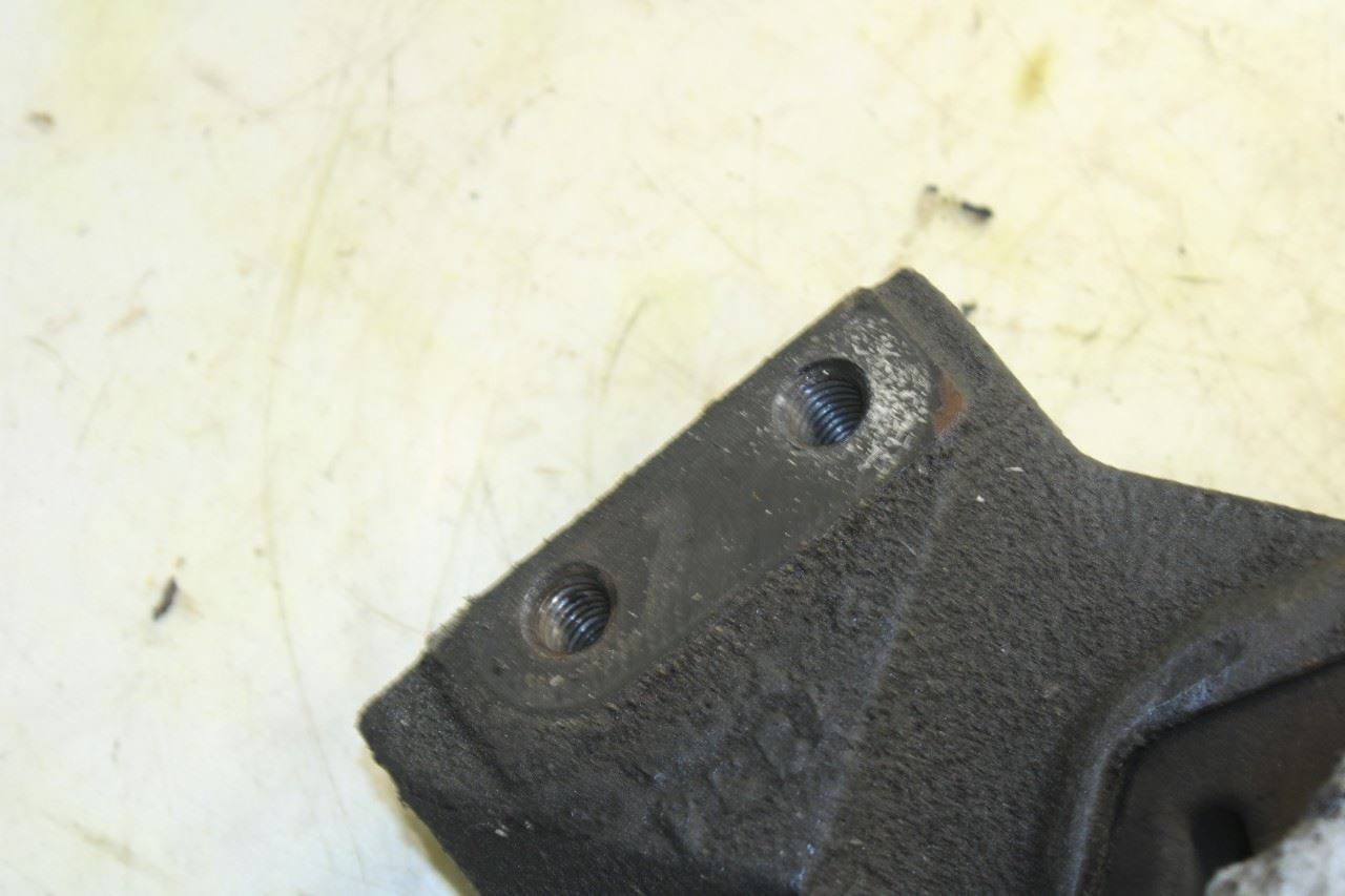 2011-2018 Ram 1500 Crew Cab Laramie 5.7L 4WD Right Side Engine Mount Insulator - Alshned Auto Parts
