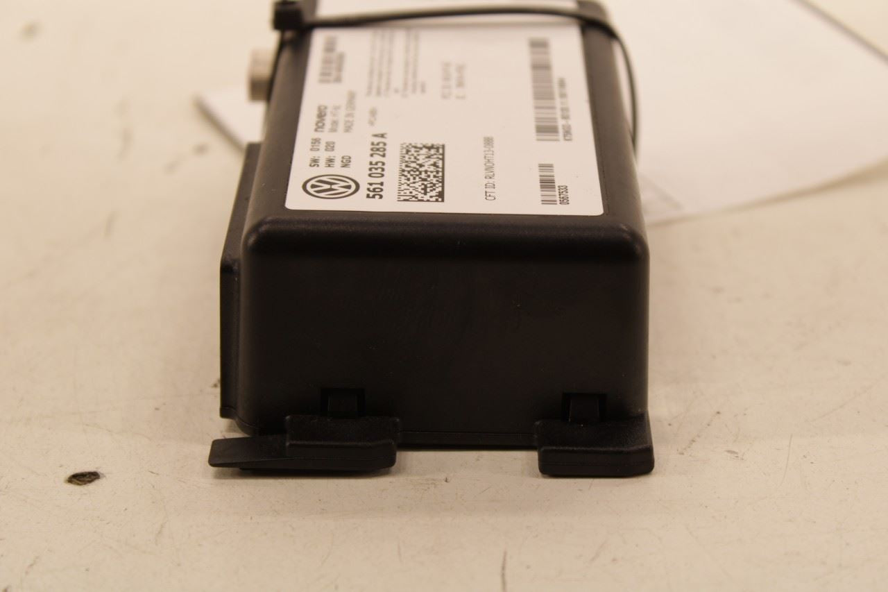 2016-2018 Volkswagen Passat SE GPS Navigation Control Module 561-035-285-A OEM - Alshned Auto Parts