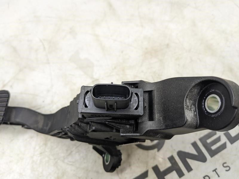 16-20 Hyundai Elantra SE 2.0L Accelerator Throttle Gas Pedal Sensor 32700-F21003