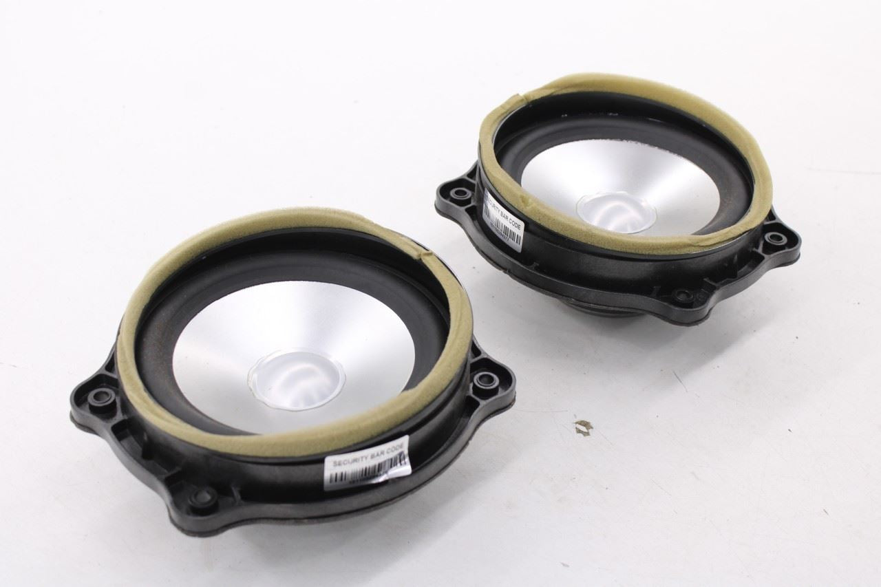 2010-2012 Land Rover Range Rover HSE Rear Right and Left Door Speaker XQM500410 - Alshned Auto Parts