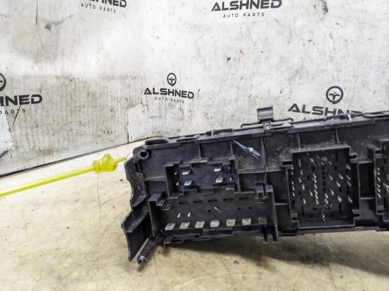 11-2019 Dodge Journey Fuse Box Relay Junction Block Module 68143314AF OEM *ReaD* - Alshned Auto Parts