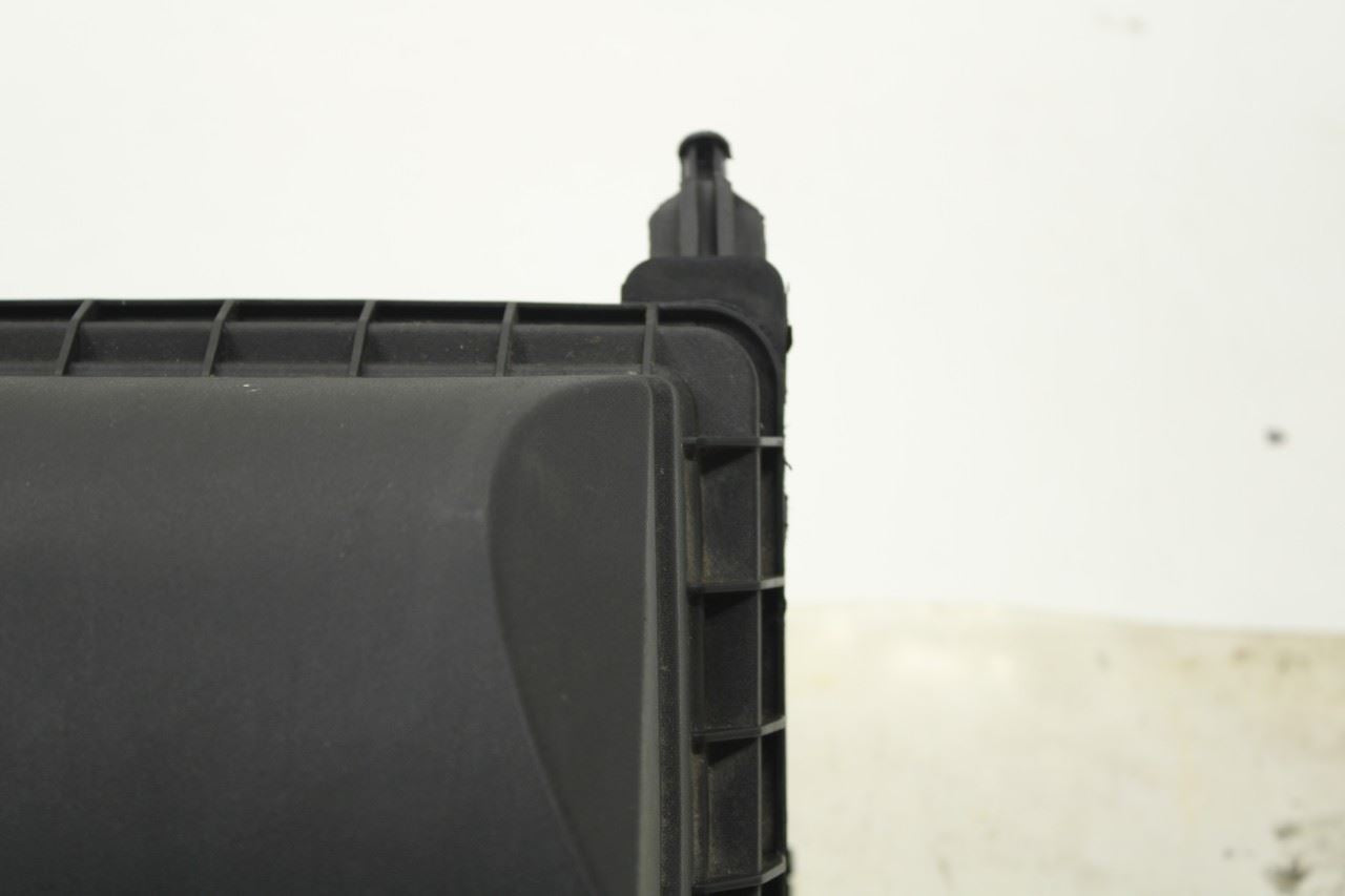 2019-2020 Kia Sorento LX 3.3L FWD Air Intake Cleaner Assembly 28110C5250 OEM - Alshned Auto Parts