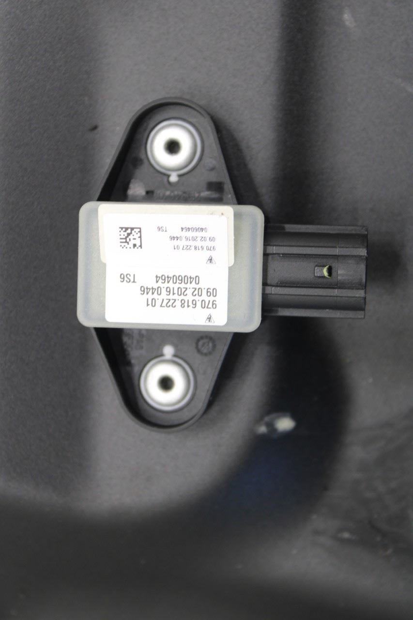 10-16 Porsche Panamera 4 Front Right Side Door Window Regulator w/ Carrier Plate - Alshned Auto Parts