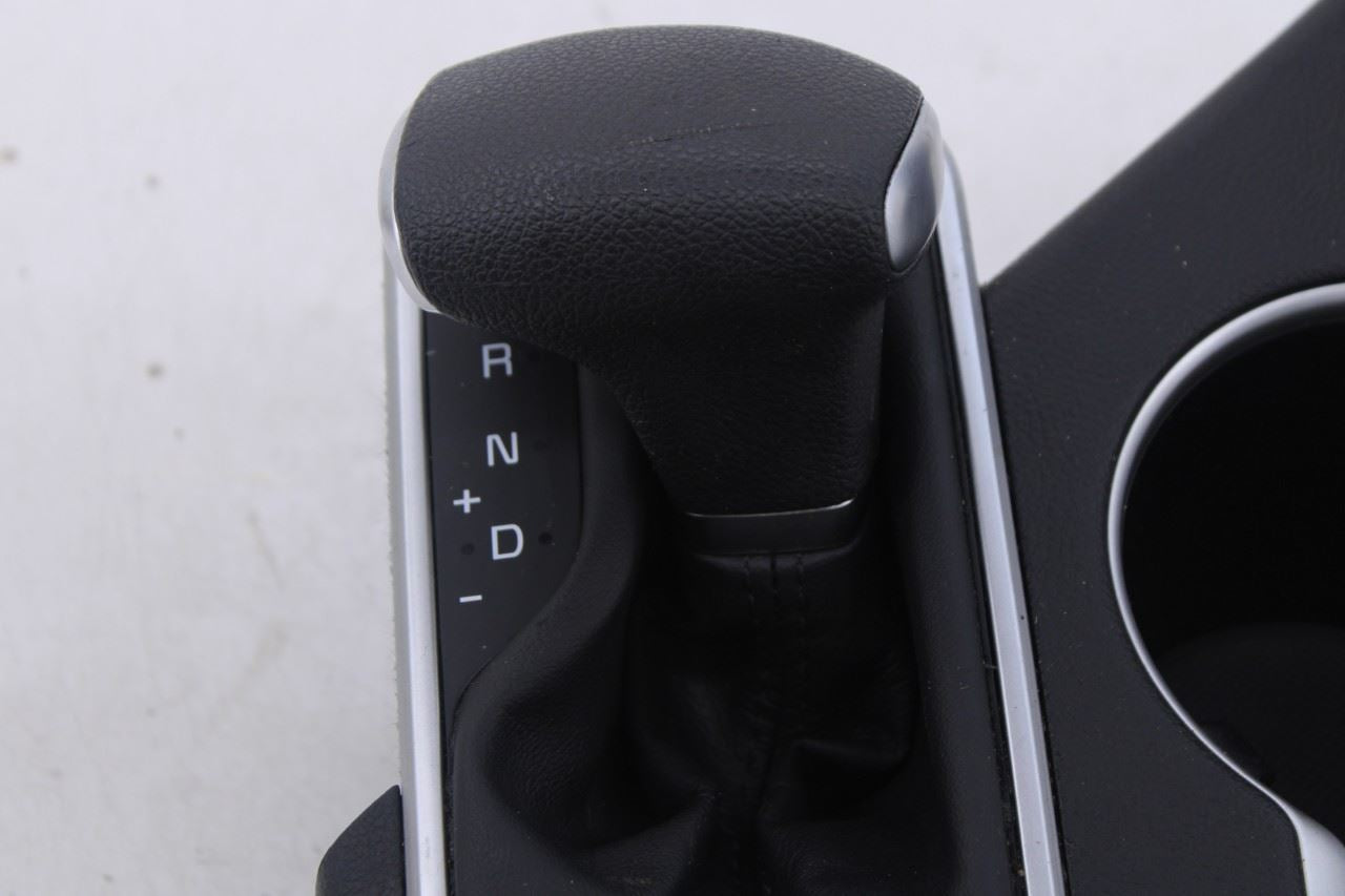 2016-22 Kia Sportage Nightfall Center Console Upper Cover Top Panel 84650D9900WK10