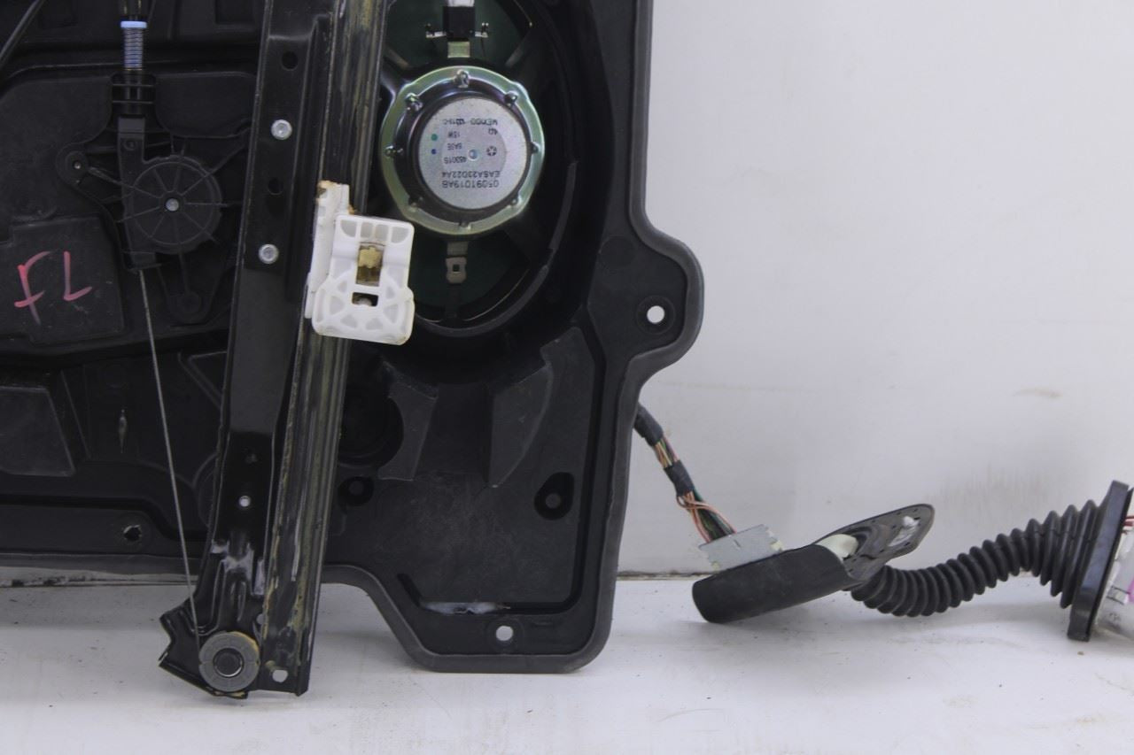 08-20 Dodge Grand Caravan SXT FR Left Door Window Regulator w/ Carrier and Motor4