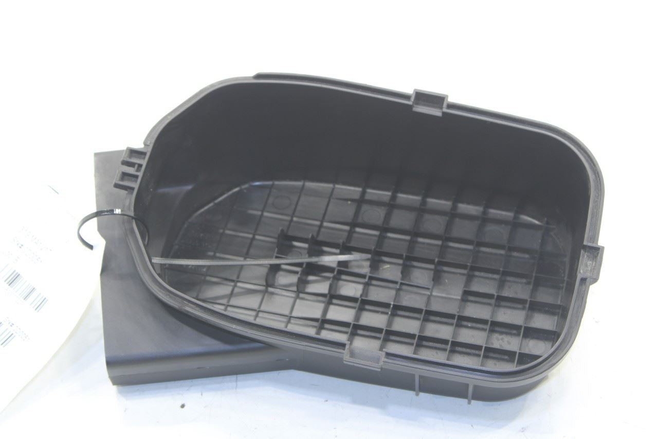 2017 Maserati Ghibli 3.0L RWD Front Right Side Air Intake Cleaner Upper Cover - Alshned Auto Parts