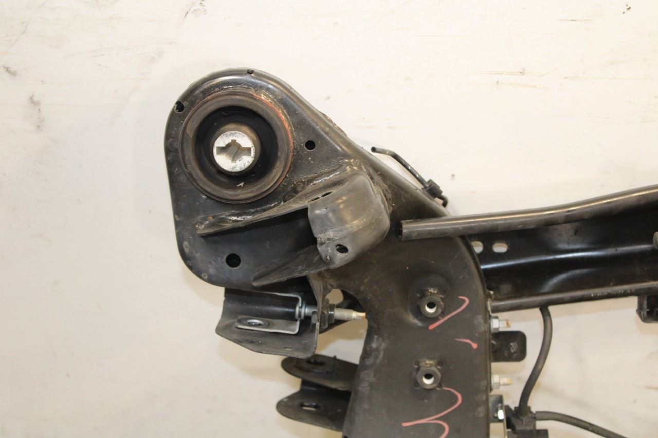 2017-2020 Maserati Ghibli RWD Rear Suspension Crossmember Subframe 670037633 OEM - Alshned Auto Parts
