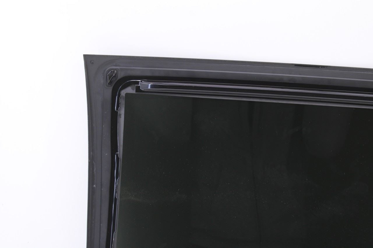 2018-2023 Kia Stinger GT2 AWD Roof Sunroof Sliding Window Glass 81630-J5000 OEM - Alshned Auto Parts