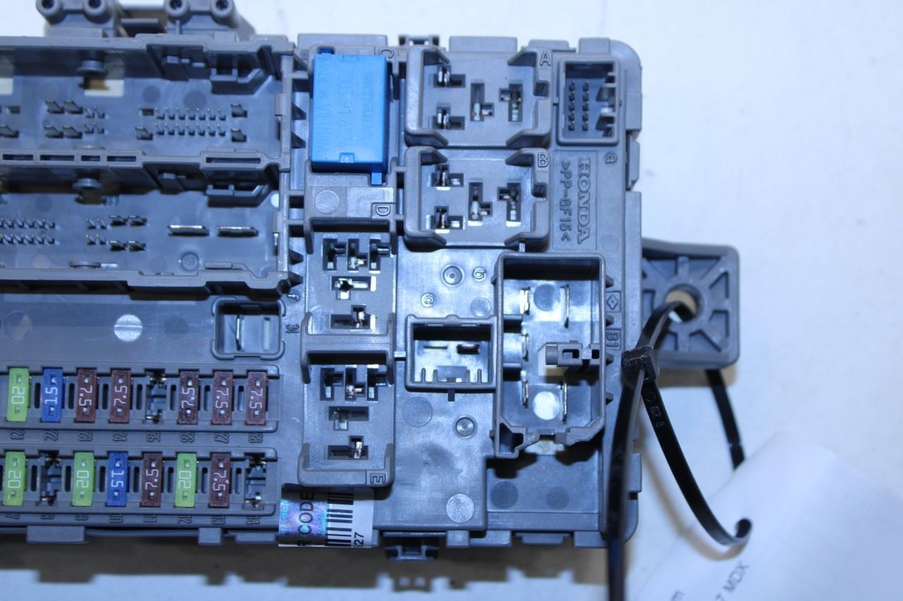 17-18 Acura MDX AWD Cabin Instrument Panel Left Fuse Relay Junction Block *ReaD* - Alshned Auto Parts