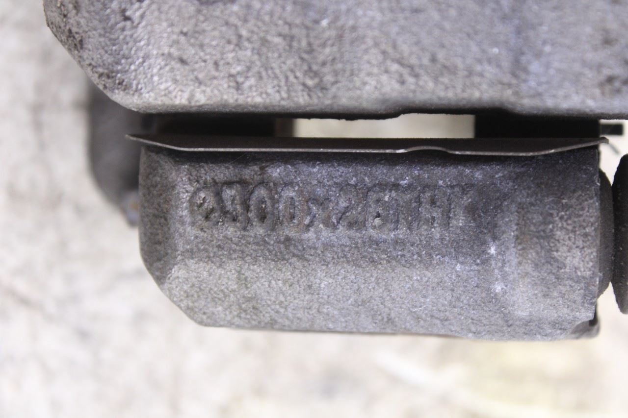 2018-24 Chevrolet Equinox LT 1.5L FWD Front Passenger RH Side Brake Disc Caliper4