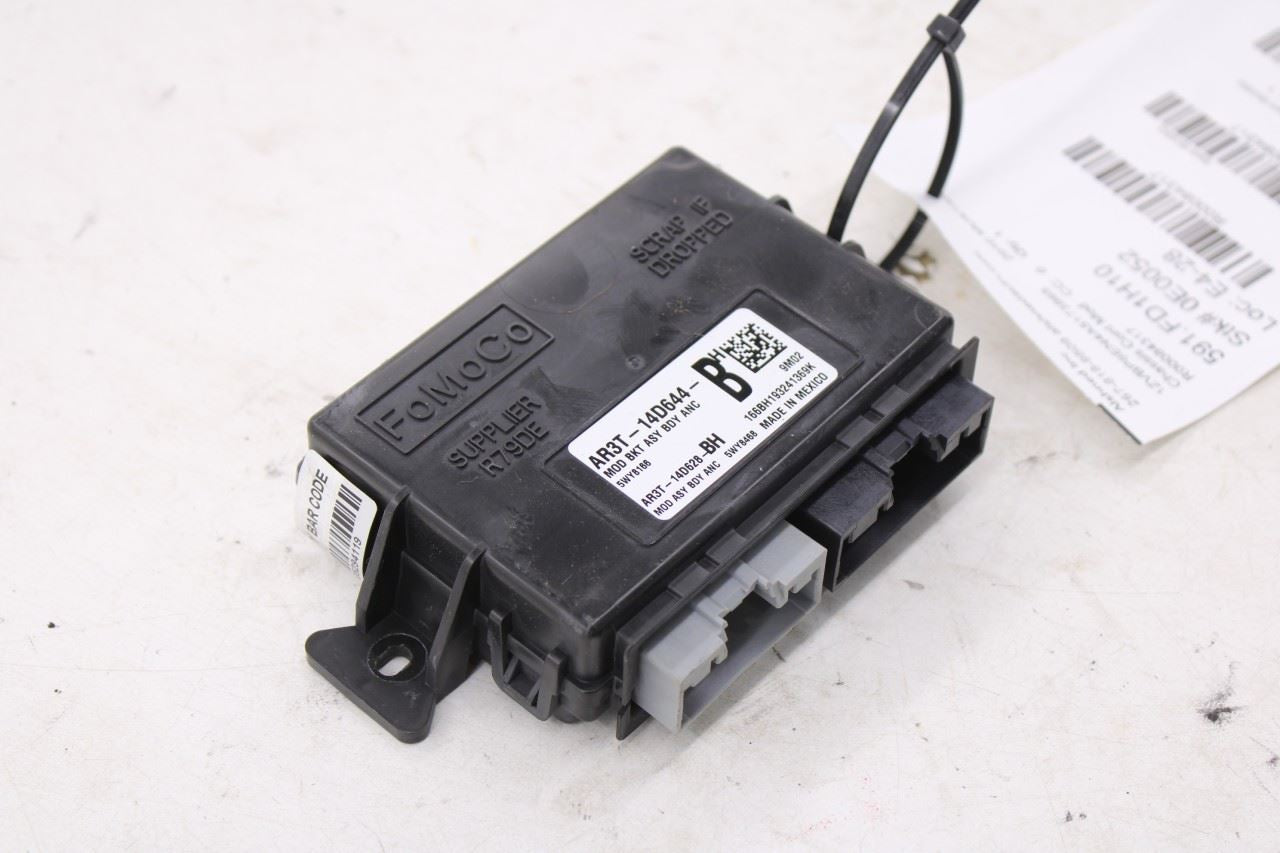 2008-2014 Ford Mustang Premium Conv V6 Lighting Lamps Control Module2